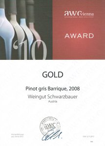 AWC Goldmedaille 2010 - Weingut Schwarzbauer